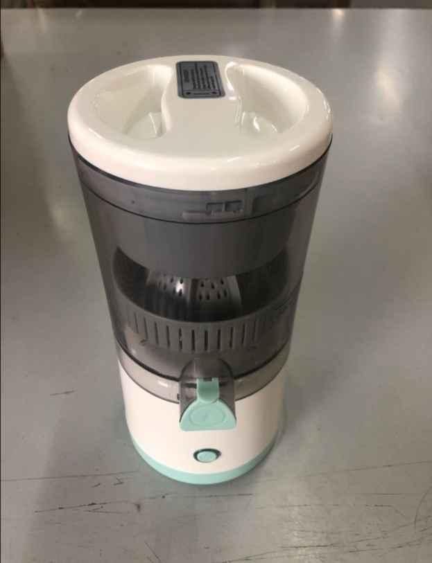 Portable USB Mini Electric Rechargeable Blender Juice Maker